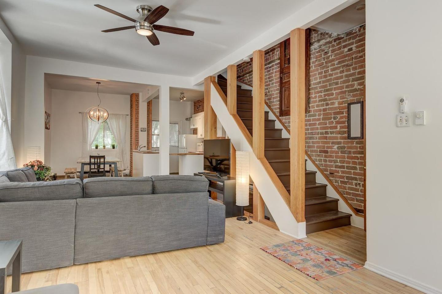 Perfect For Groups Big Livingroom 2 Backyard 3Br Μόντρεαλ Εξωτερικό φωτογραφία
